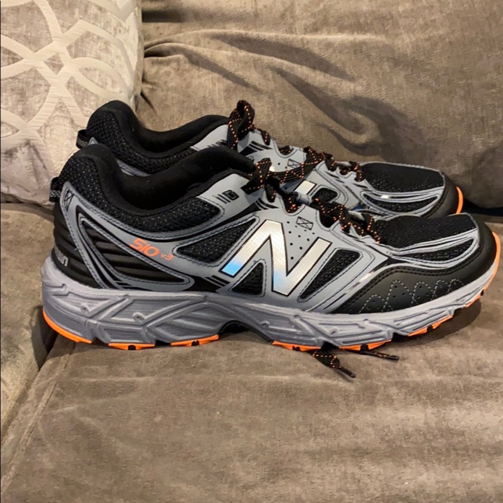 New Balance all terrain shoes size 10 EUC